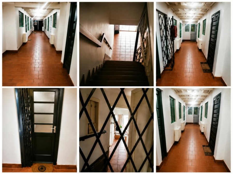 2 Bedroom Property for Sale in Middedorp Western Cape